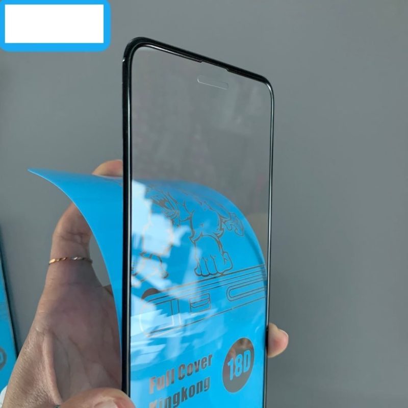 VIDRIO TEMPLADO 18D IPHONE 11 PRO MAX KING KONG GLASS_PEGA COMPLETA _COBERTURA C (1)